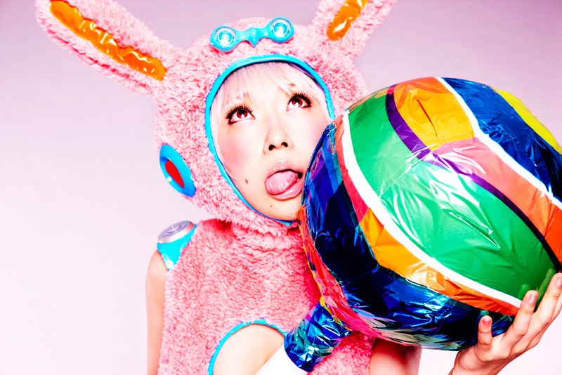Illustration for article titled One of Japan's Weirdest Games Cosplayed Before Your Eyes